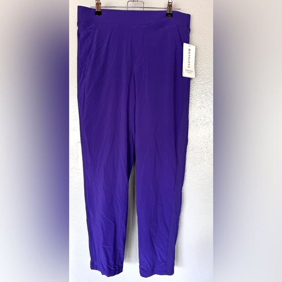 NWT Women’s Athleta Brooklyn Lined Pant Mid Rise Color Purple Size 8 - Picture 1 of 10